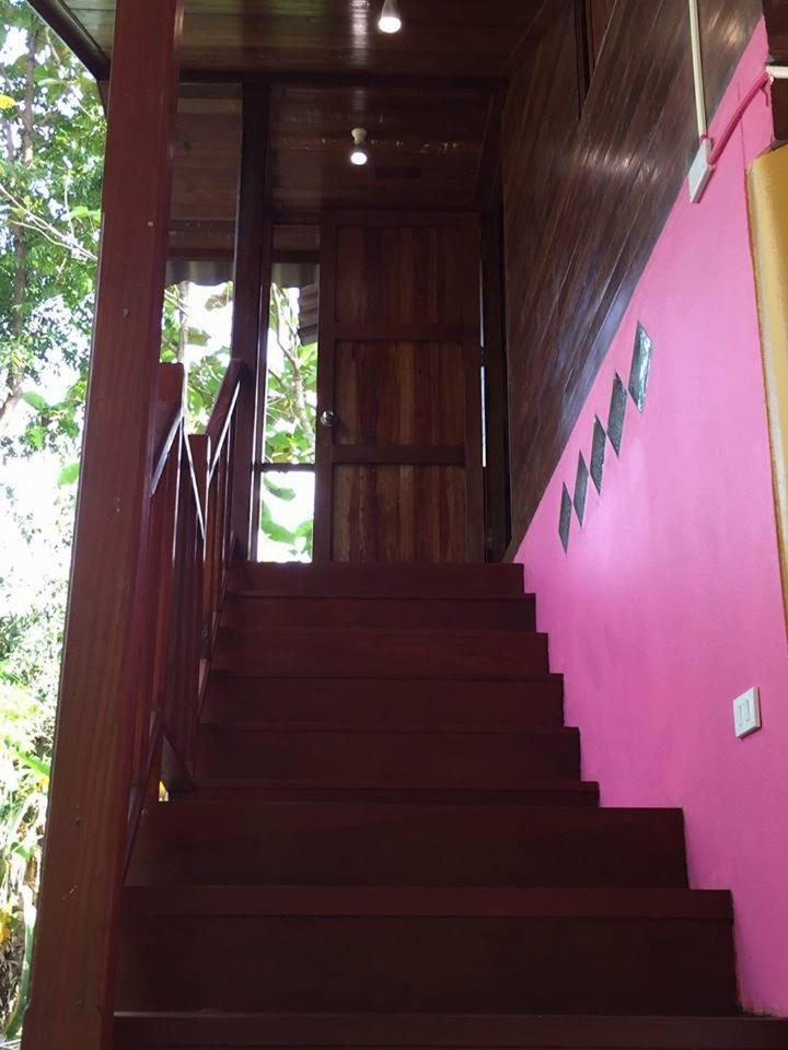 Baan Rai Pu Fa Villa Sattahip Exterior foto