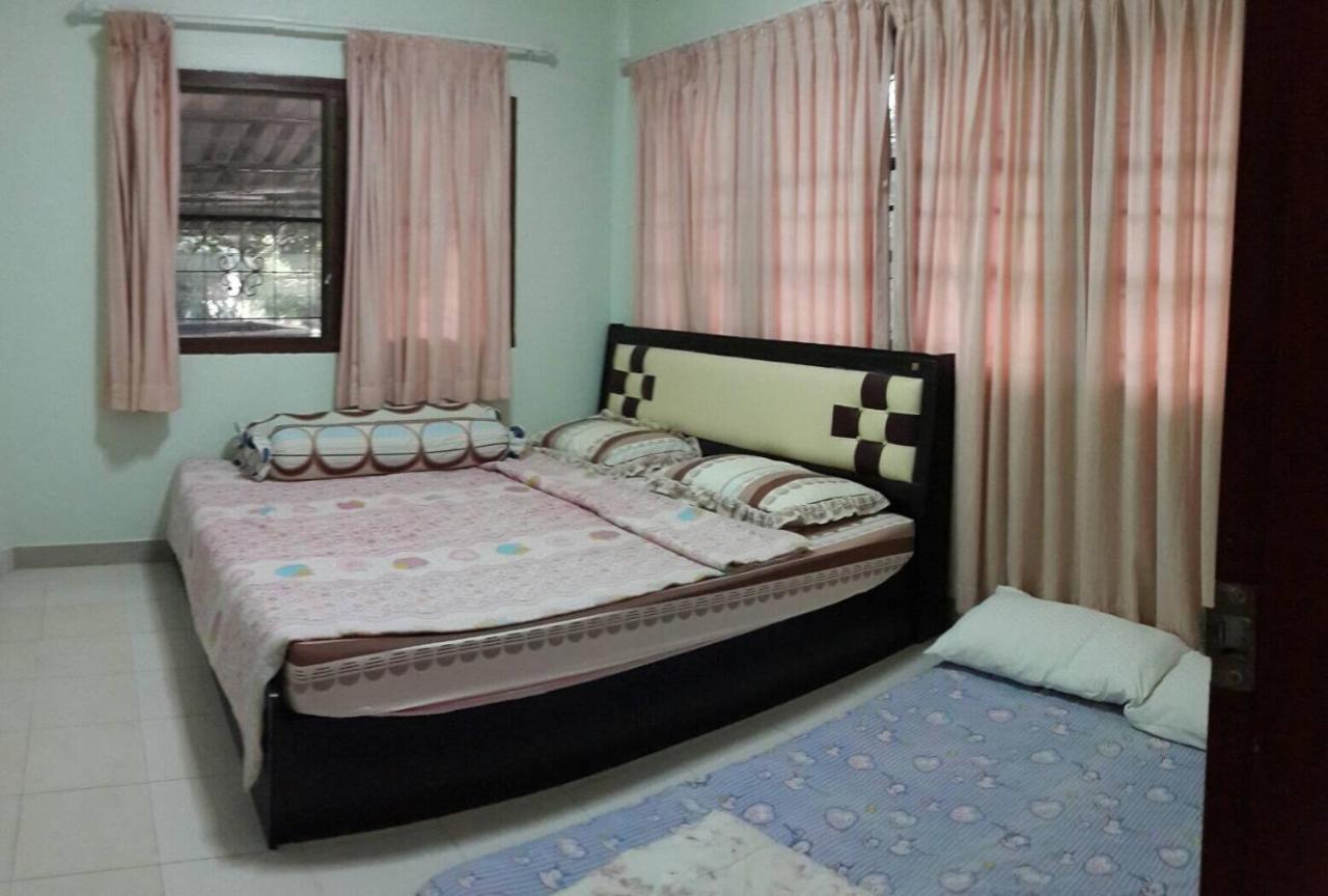 Baan Rai Pu Fa Villa Sattahip Exterior foto