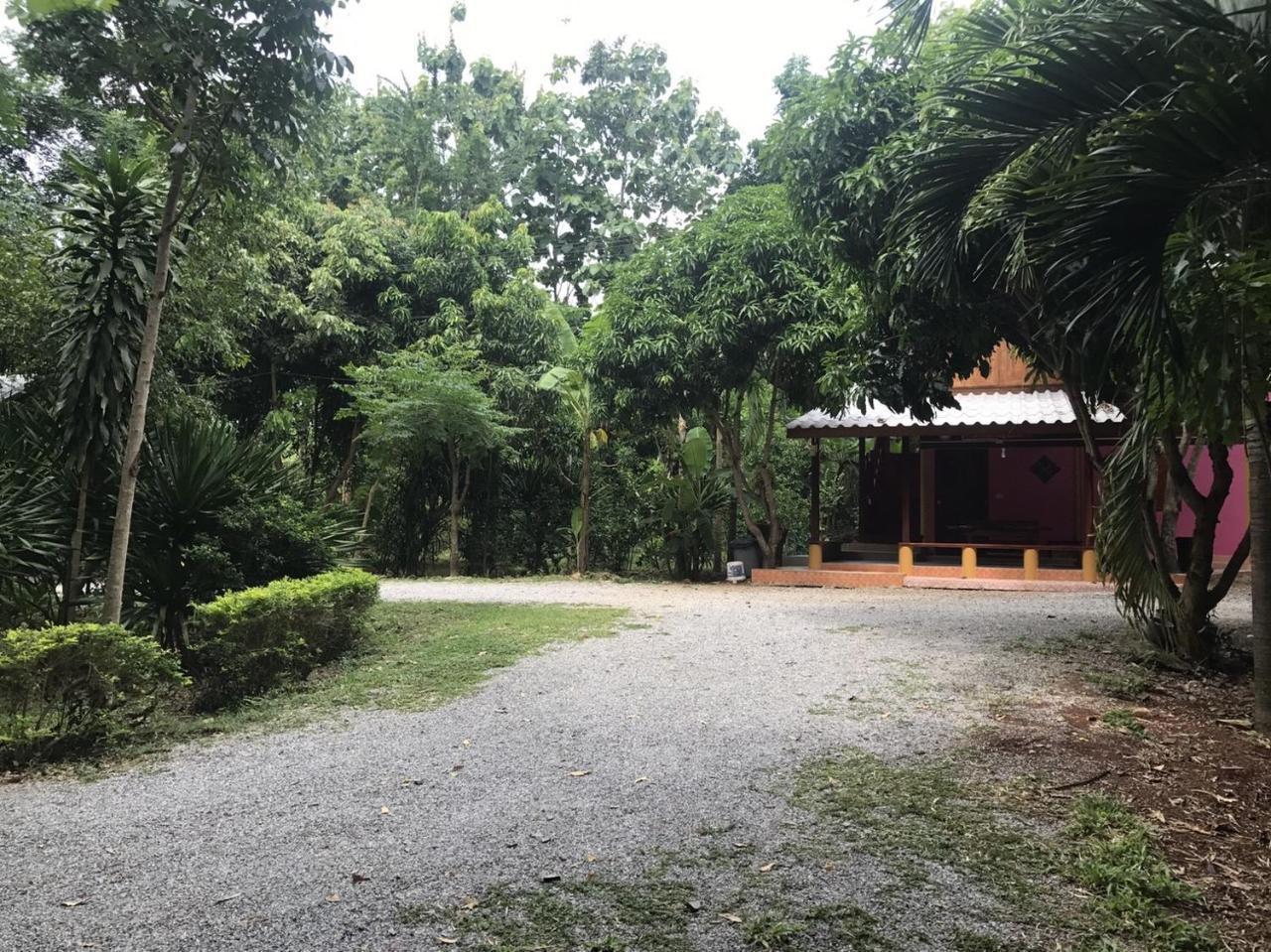 Baan Rai Pu Fa Villa Sattahip Exterior foto